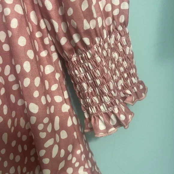 Dressy Casual Pink and White 3/4 Sleeve Blouse with Smocked Sleeves - Picture 3 of 4